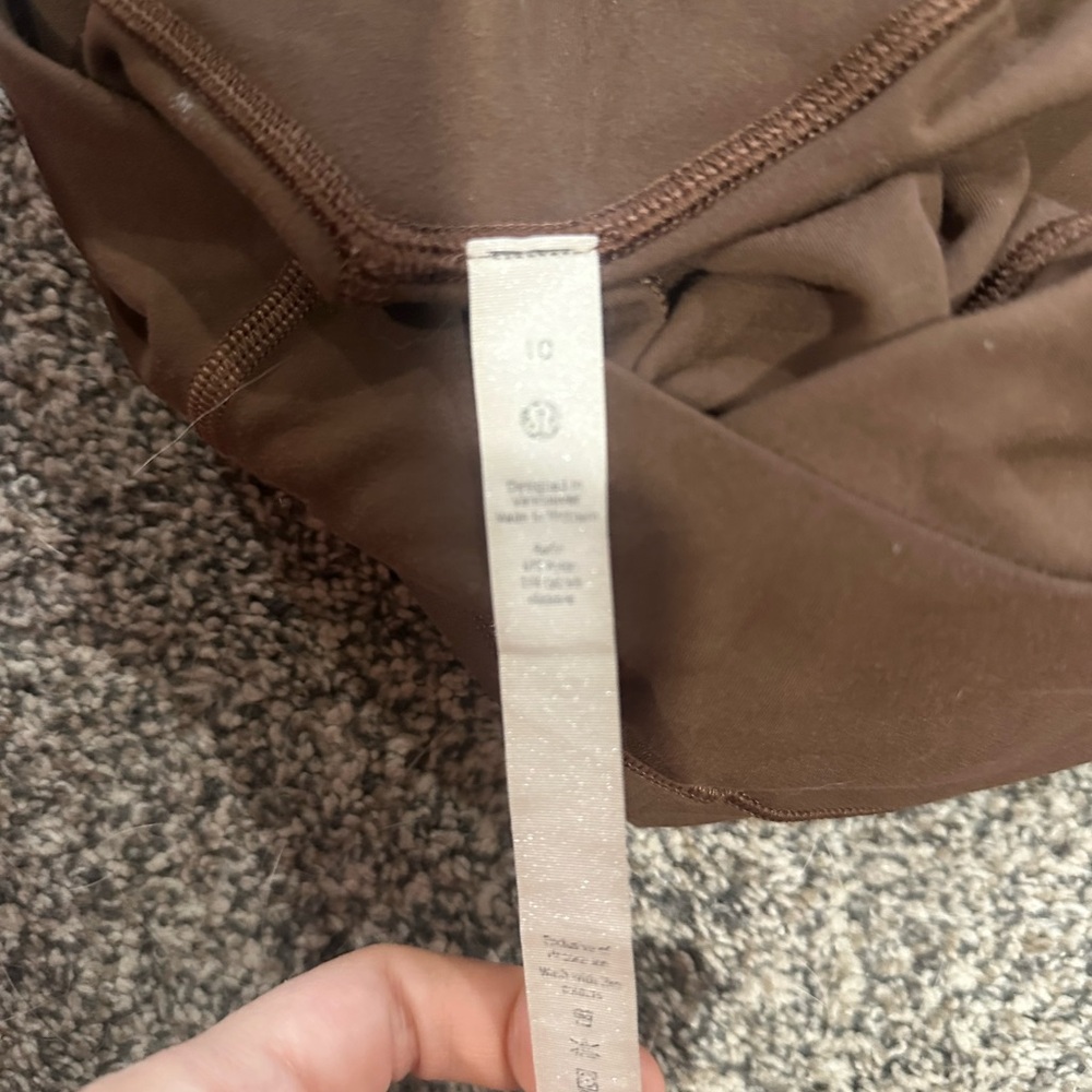 Lululemon jogger - Picture 2 of 3